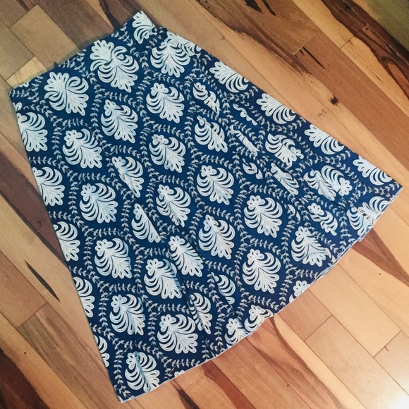 ⚜️Flowing Blue Skirt L Fleur de Lis ⚜️EUC - Picture 2 of 4